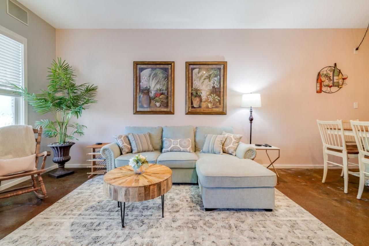Southern Charmer-Historic District Downtown-Front Porch-Walk Score 90!!-Private Parking-1 Minute To Forsyth Park Savannah Eksteriør bilde