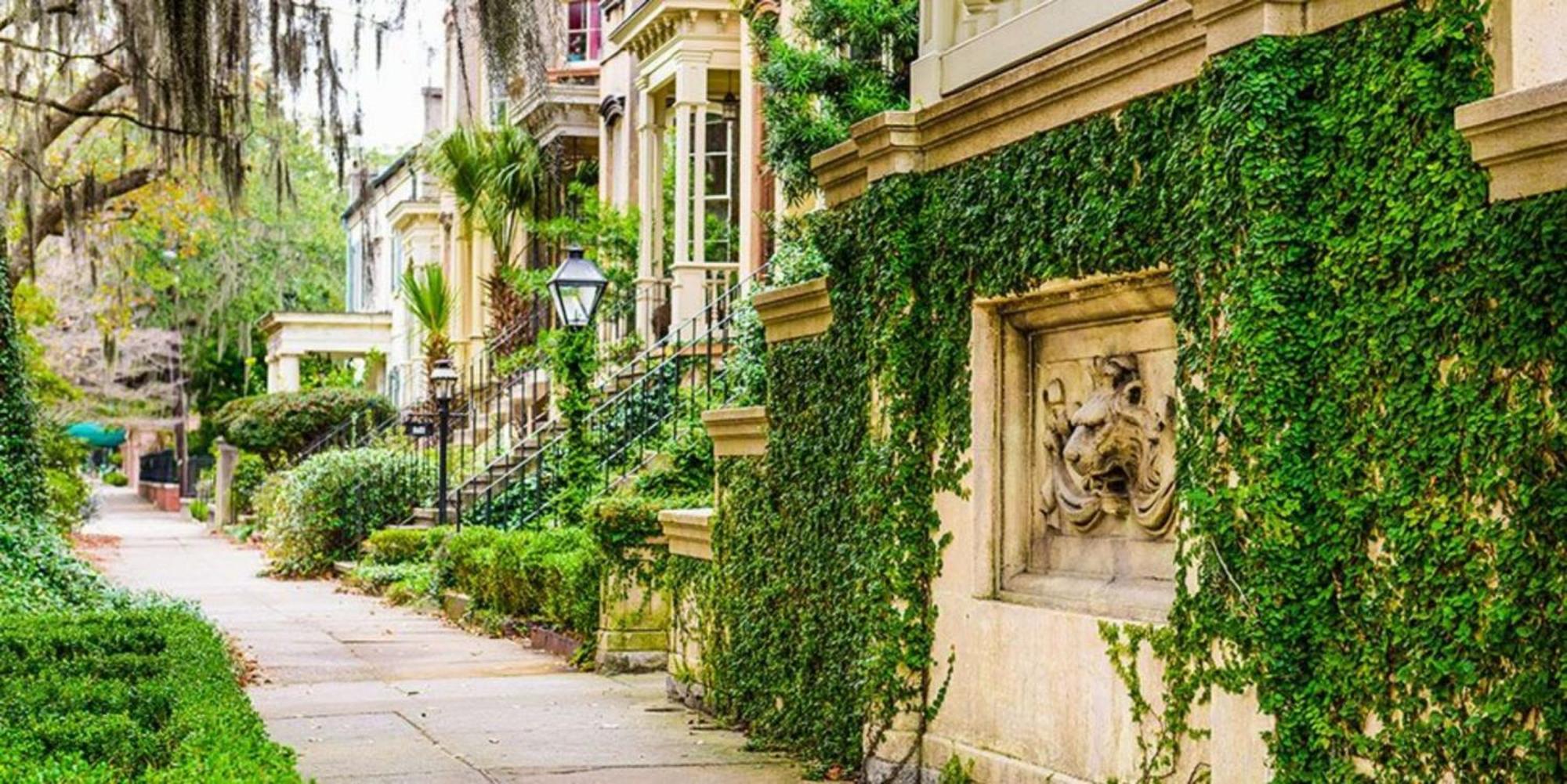 Southern Charmer-Historic District Downtown-Front Porch-Walk Score 90!!-Private Parking-1 Minute To Forsyth Park Savannah Eksteriør bilde